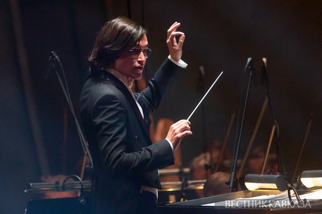 Дирижер Муртаза Мамедов