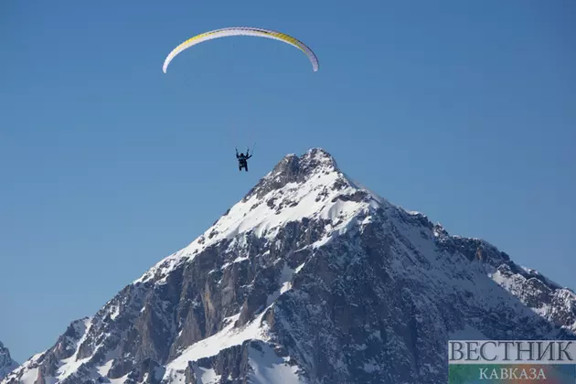 Прыжок с горы Ликоран в КБР закончился гибелью парашютиста