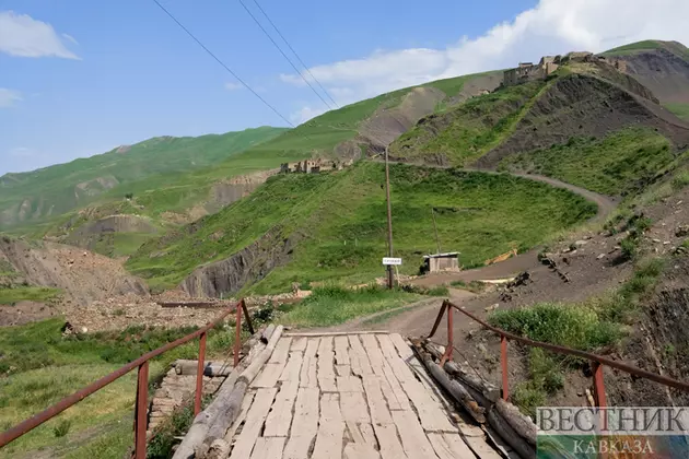 Движение по горной дороге в Дагестане остановил камнепад
