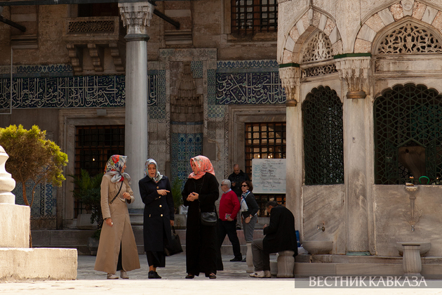 Иран посетили 6 млн зарубежных туристов за год