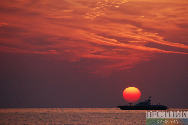 Закат на море