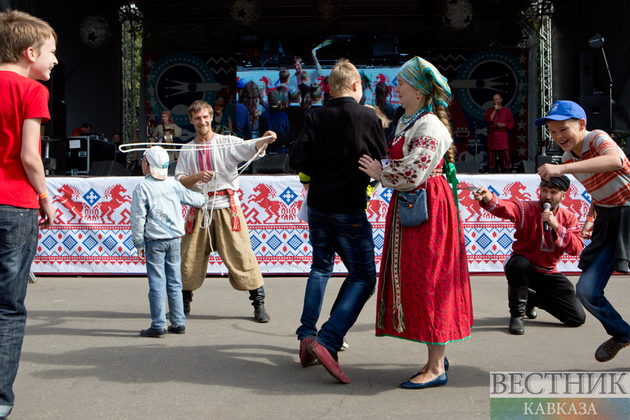 Национальные подворья и казачий рок-фестиваль откроются в Ставрополе на День края