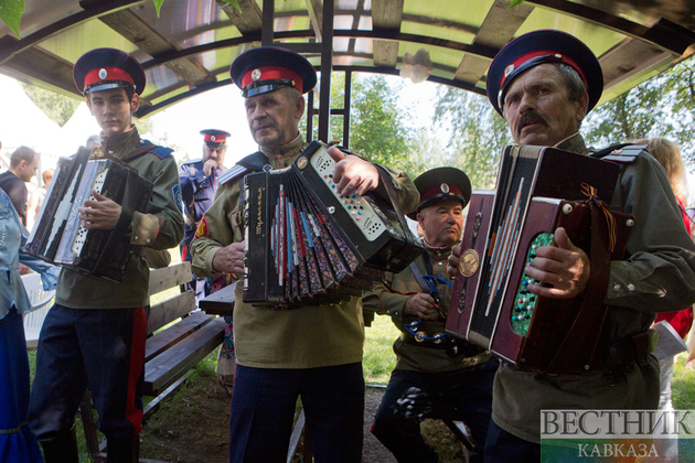 Луганские казаки примут участие в фестивале армейской песни в Сочи 