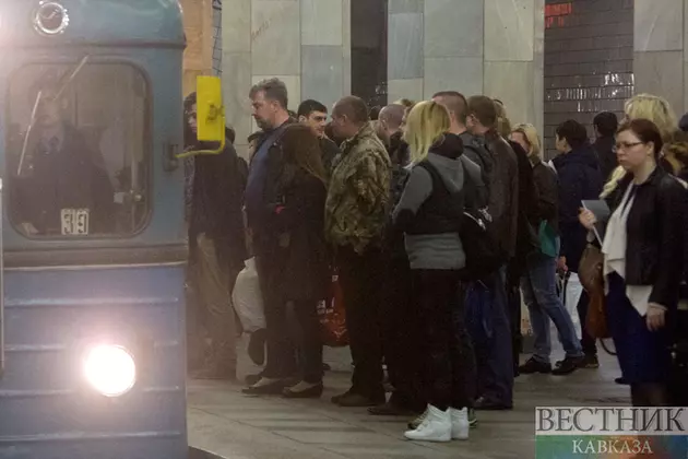 Московская Кольцевая линия метро встала из-за человека на путях