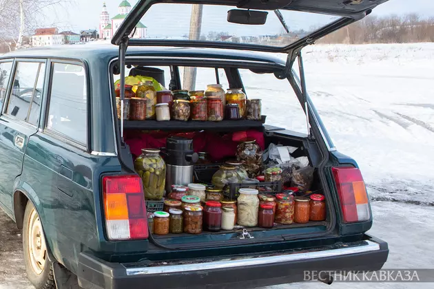 Уличная торговля с машины