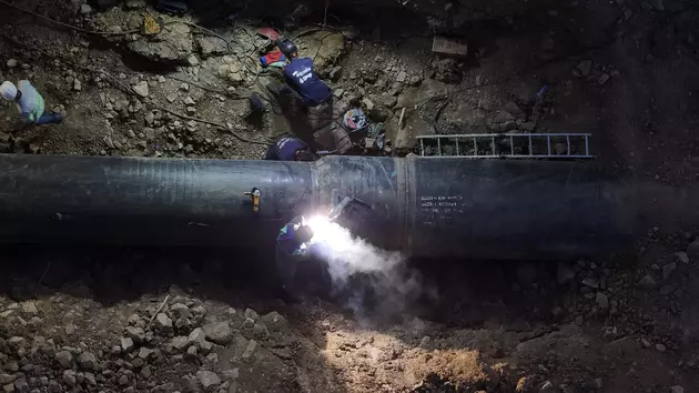 Ликвидация последствий аварии на магистральном водопроводе под Тбилиси 