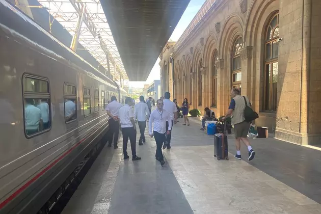 Отправление поезда Ереван-Батуми