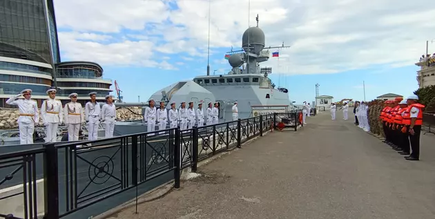 Российские корабли совершают дружественный визит в Баку