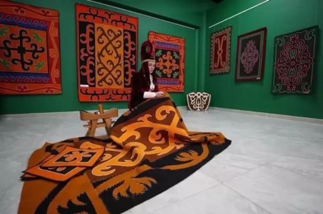 Ингушетия проводит выставку ковров к 100-летию республики 