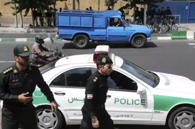 Нападение на машину с избирательными урнами совершено в Иране