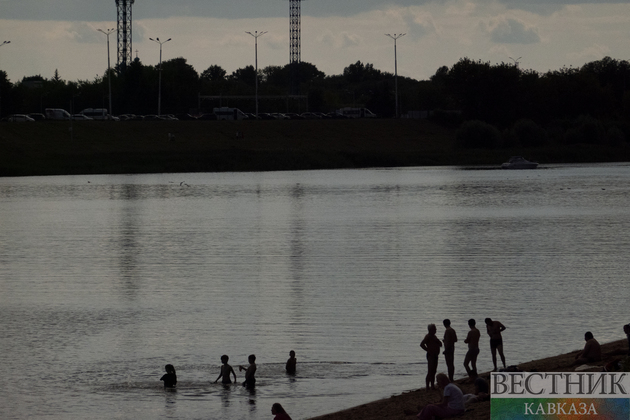 Речной пляж