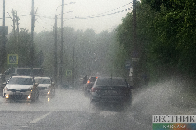 В курортном Сочи бушует стихия