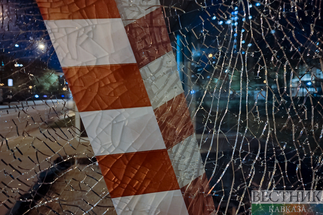 Потресканное стекло