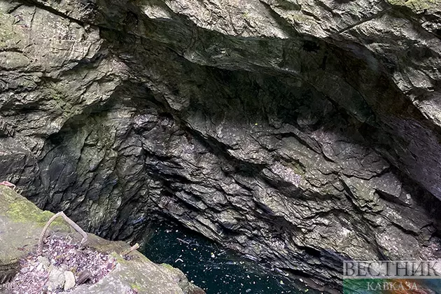 Уникальную пещеру Крубера исследуют в Абхазии
