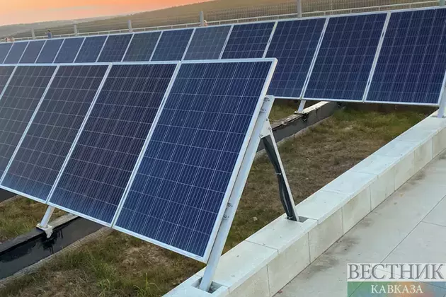 В Баку заработала новая солнечная электростанция