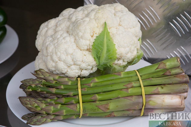 Спаржа и цветная капуста
