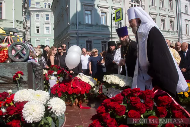 Теракт в Беслане: память жертв почтили в Москве