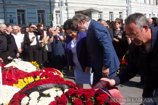 Теракт в Беслане: память жертв почтили в Москве