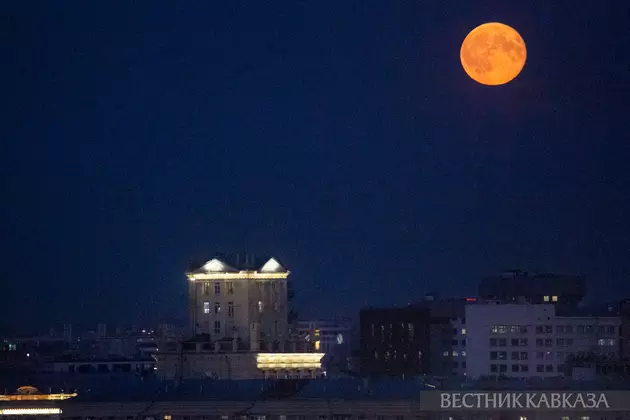 Полнолуние в Москве