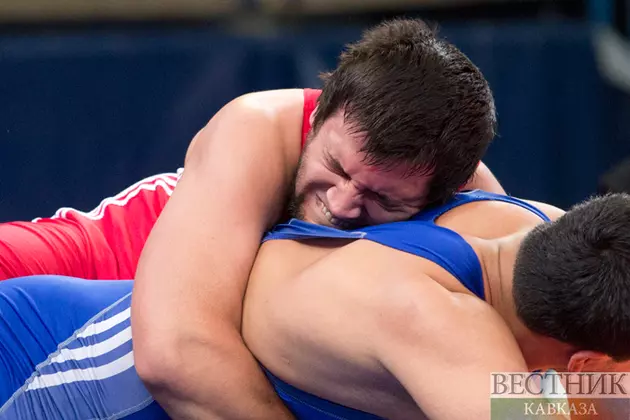 В финале чемпионата мира по вольной борьбе встретятся дагестанец и грузин