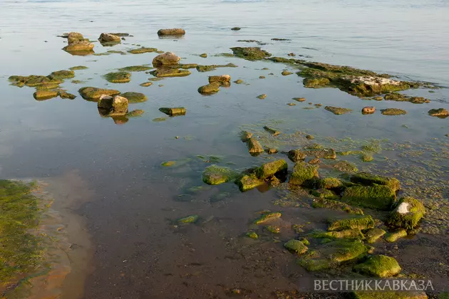 Дикий пляж в Дербенте