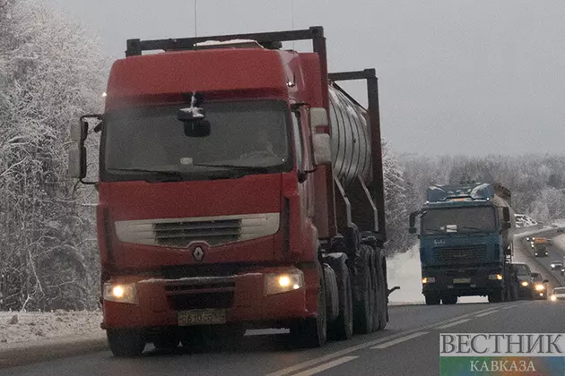 Грузия на неделю введет реверсивное движение на Военно-Грузинской дороге