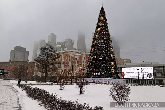 Новогодние украшения на Дорогомиловской заставе