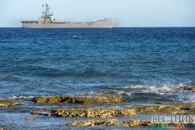 Моряки судна под флагом Гвинеи-Биссау запросили помощи в Керченском проливе