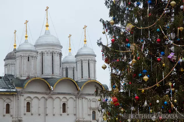 Новогодняя елка на Соборной площади Кремля