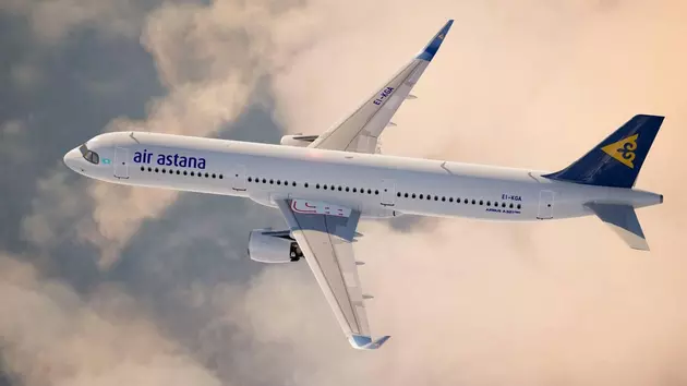 Самолет авиакомпании Air Astana аварийно сел в Актау