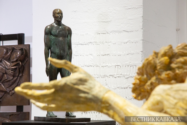 Открытие выставки “Школа Рукав“