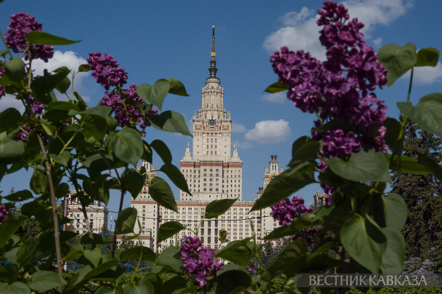 Главное здание МГУ