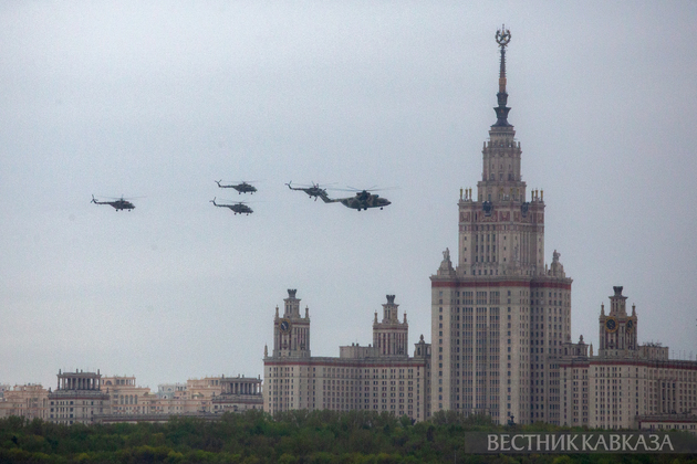 Главное здание МГУ 9 мая