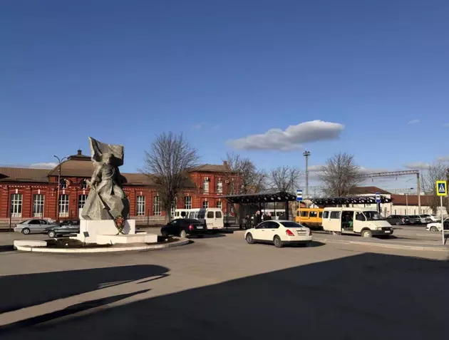 Беслан получил обновленную привокзальную площадь