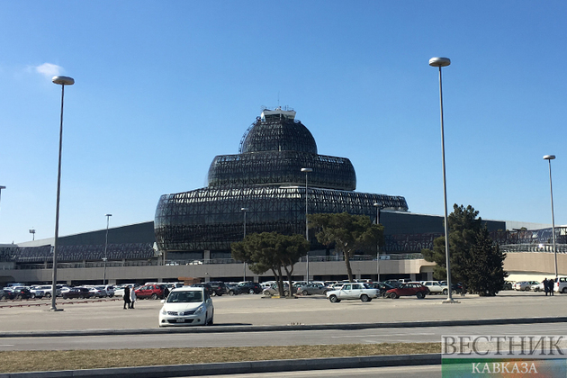 Самолет из Гонконга в Лондон вынужденно сел в Баку