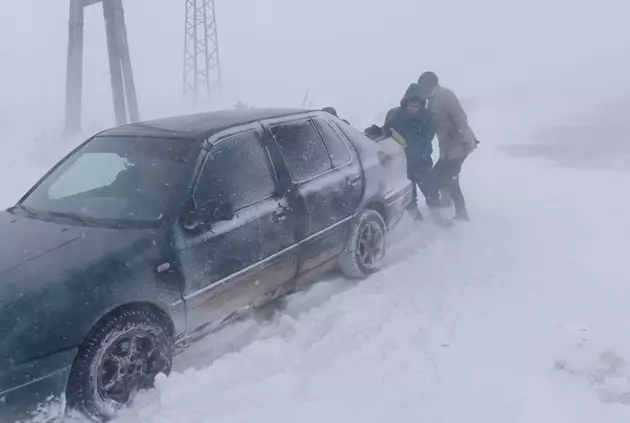 снежная ловушка в Армении