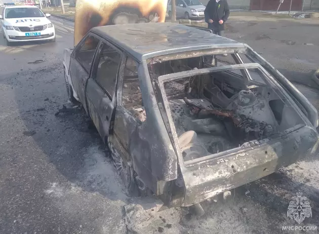 Машина с женщиной сгорела в Нальчике