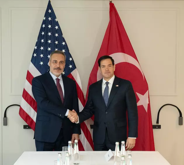 Глава МИД Турции встретился с новым госсекретарем США
