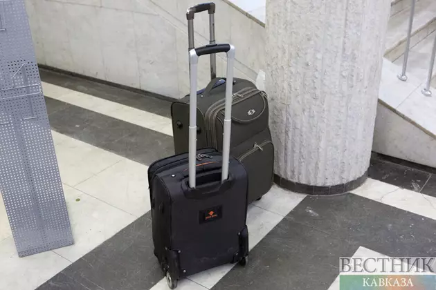 Аэропорт Сочи временно приостановил работу