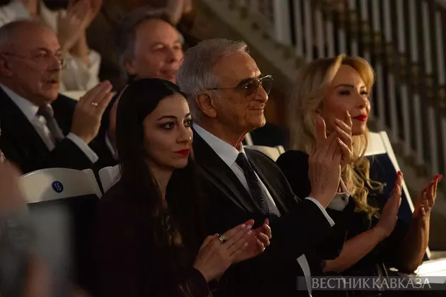 Полад Бюльбюль оглы на своем юбилейном концерте в Концертном зале имени Чайковского