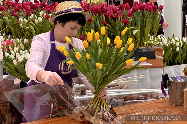 Продажа цветов в Петровском пассаже