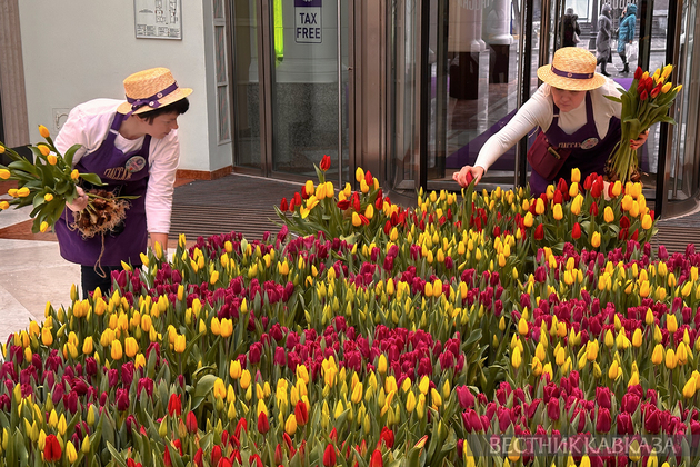 Продажа цветов в Петровском пассаже