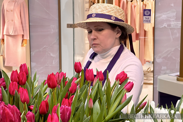 Продажа цветов в Петровском пассаже