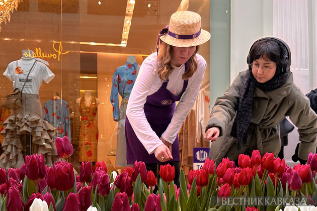 Продажа цветов в Петровском пассаже
