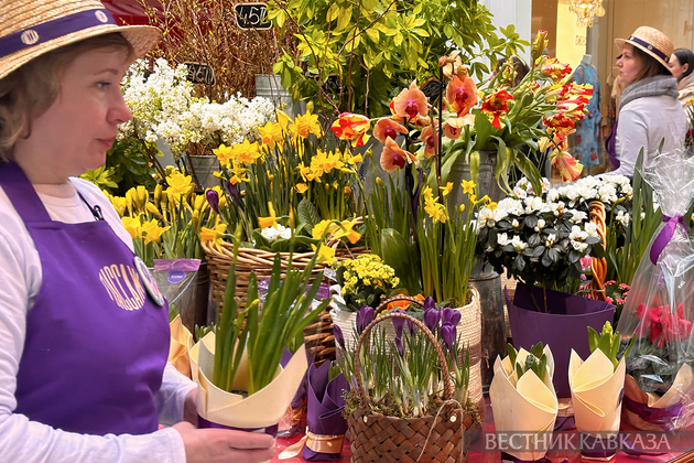 Продажа цветов в Петровском пассаже