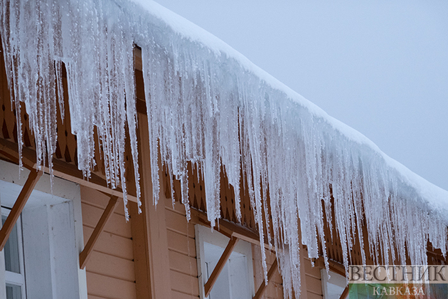 Дом в Махачкале, где сосулька покалечила женщину, возведен без разрешения