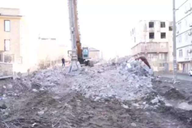 Махачкалу избавили от очередного самостроя