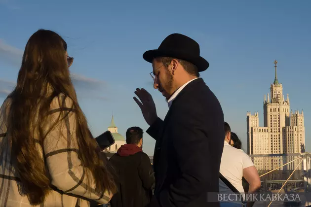 Туристы в Москве