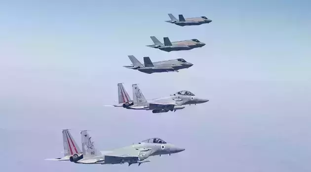 Израиль уничтожил аэродром в Хаме и НИИ в Дамаске