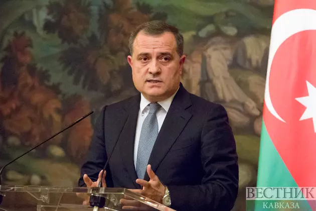 Глава МИД Азербайджана встретился с коллегой из ОАЭ